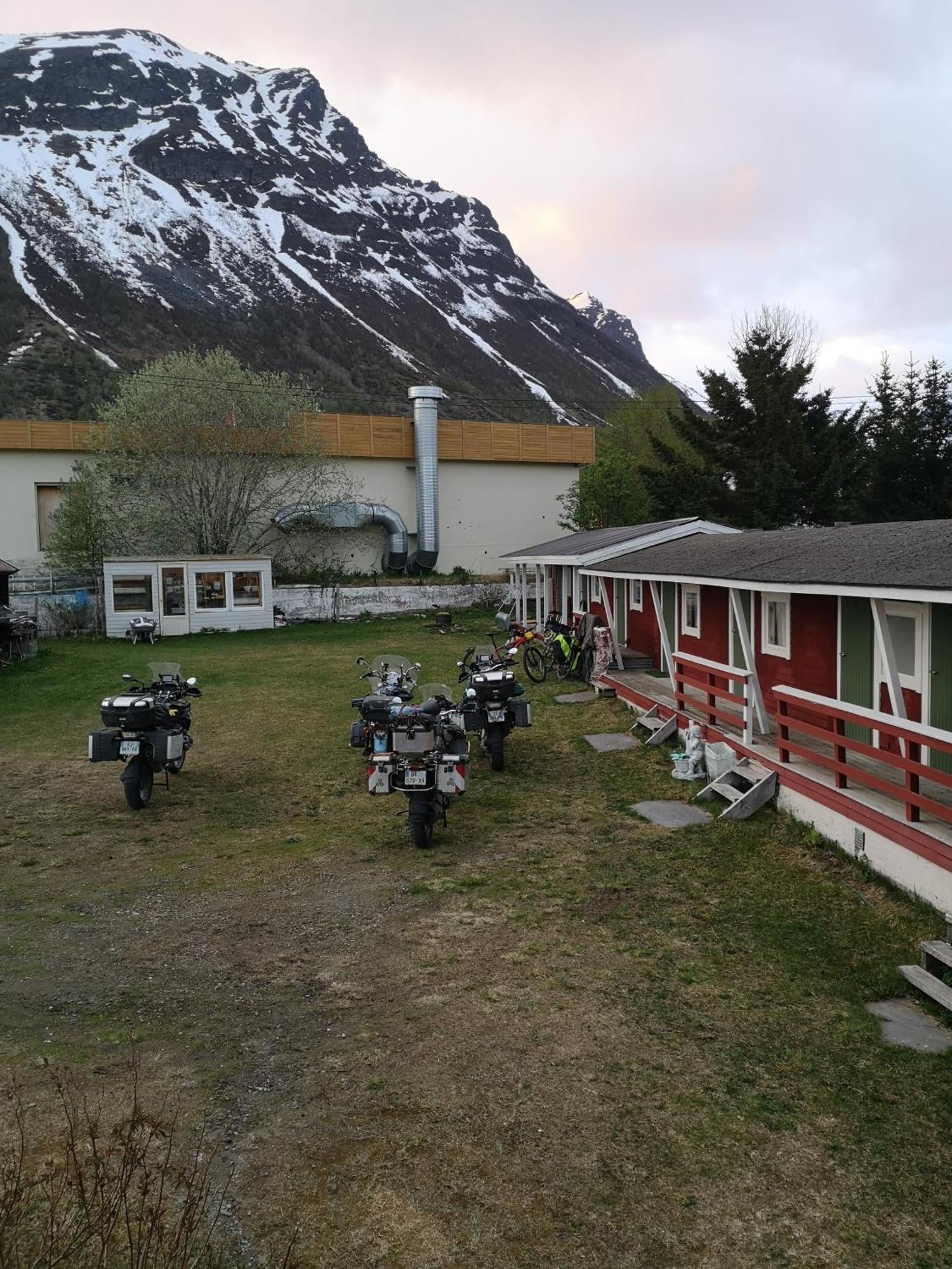 Best No1 Manndalen Exterior foto